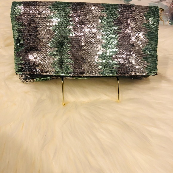 NWT BCBG Holiday Sequins Clutch - Picture 9 of 16